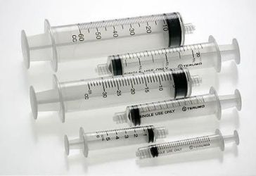DISPOSABLE SYRINGE 5ML WITH RUBBER PLUNGER, LUER LOCK