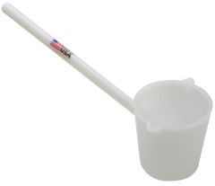 LADLE POLYETHYLENE 600ML